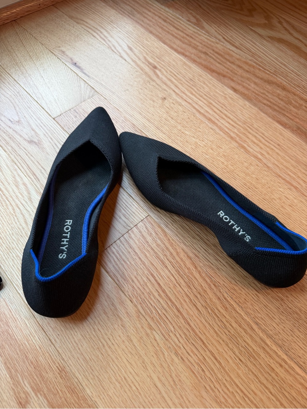 Rothy’s The Point II Black Pointed Toe Flats Women’s 8.5 Washable - Picture 6 of 8